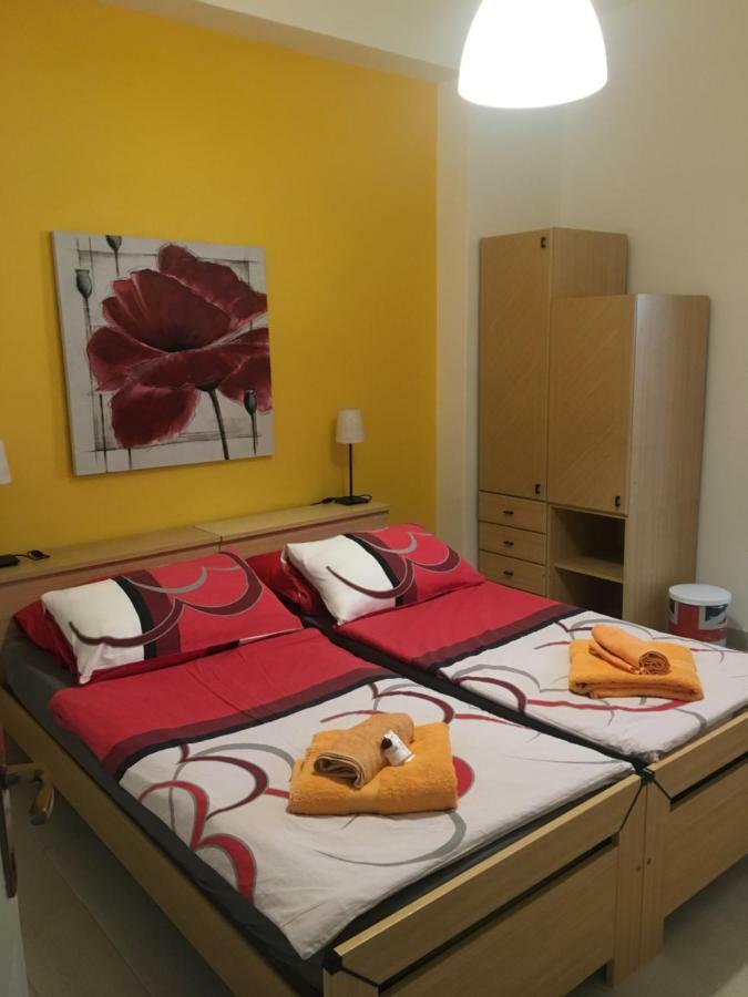 Casa Madama Apartment Канеро Ривиера Екстериор снимка